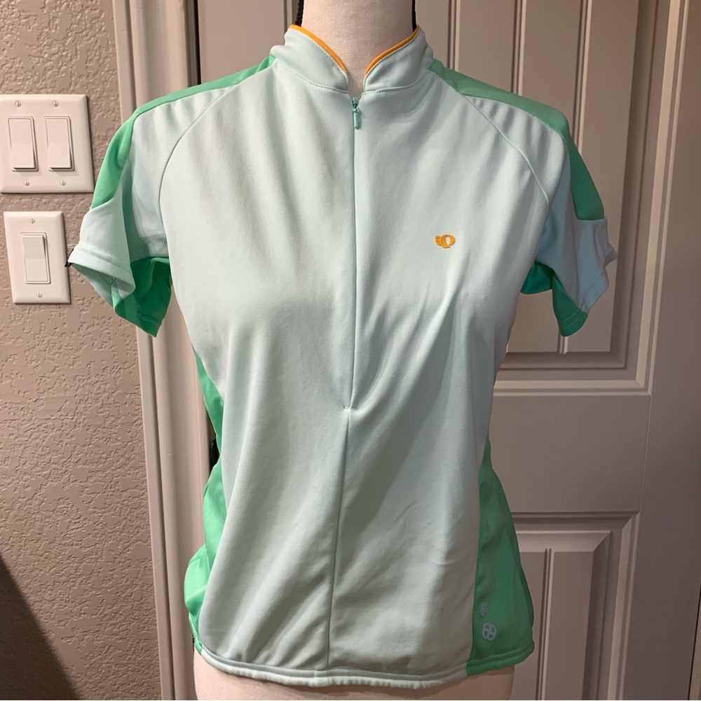 IQ Pearl Izumi Womens cycling shirt